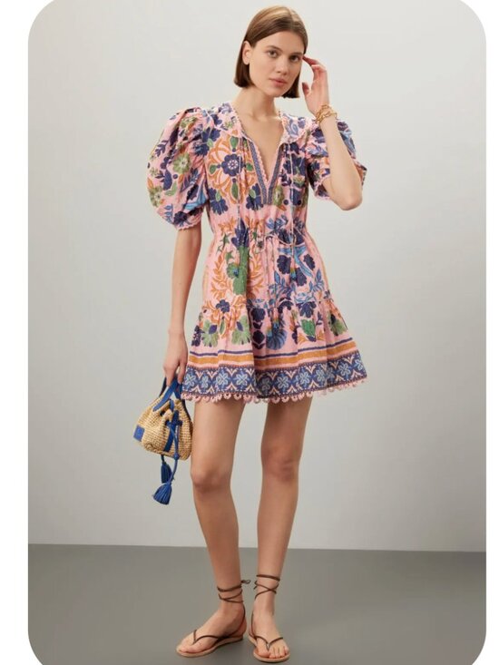 FARM Rio Dresses & Skirts - Farm Rio Seashell Mini Dress Size M